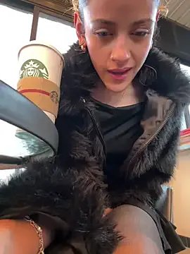 alana15 on StripChat