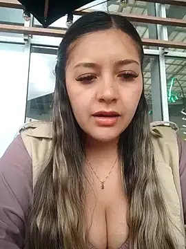 alana_69 on StripChat