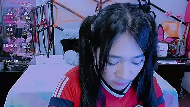 AlanaLuck on StripChat