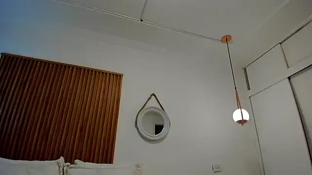 Freechat Alaska_deluxe on StripChat