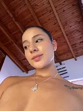 Ale_Lewis on StripChat