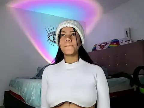 Ale_xandra on StripChat