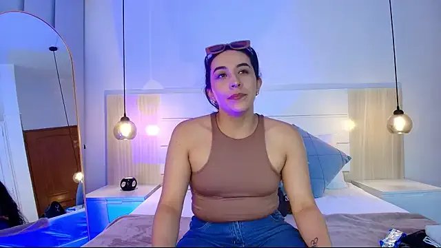 alehia_cute on StripChat