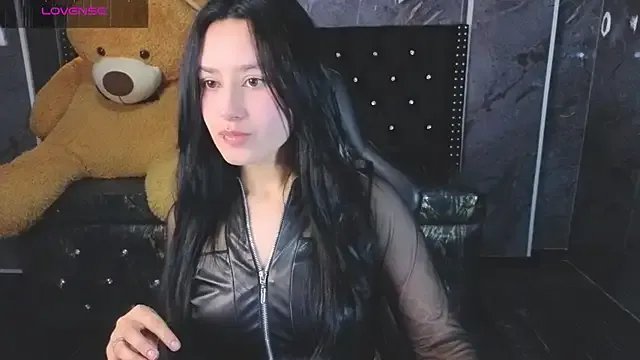 Aleja05_b on StripChat