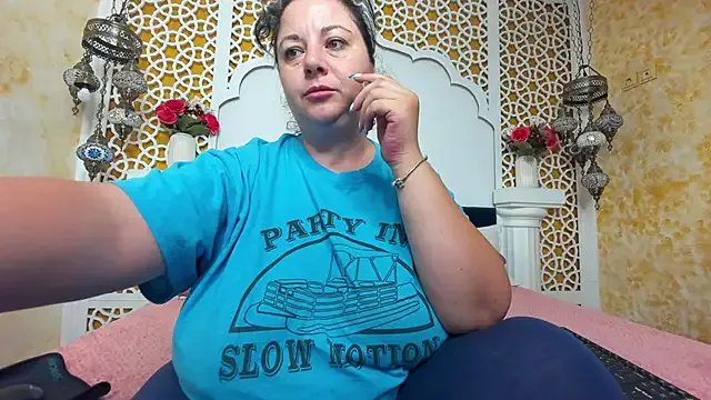 AleshaArabian on StripChat