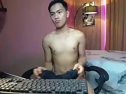 alex_cummer on StripChat