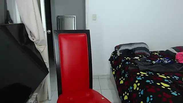 Alex_mojica on StripChat