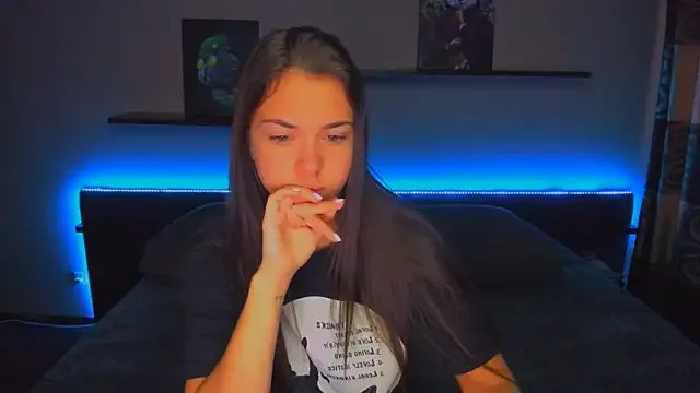 AlexaBarkley on StripChat