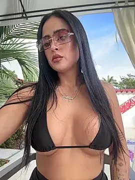 Alexandra_duque on StripChat