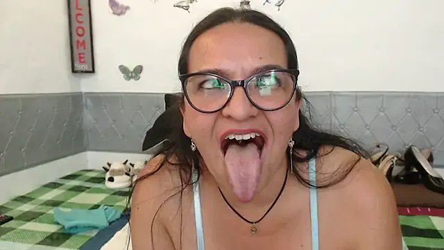 AlexaUllahX on StripChat