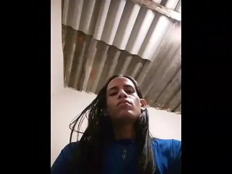 AlexaWarner on StripChat