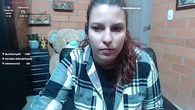 alexia_87 on StripChat
