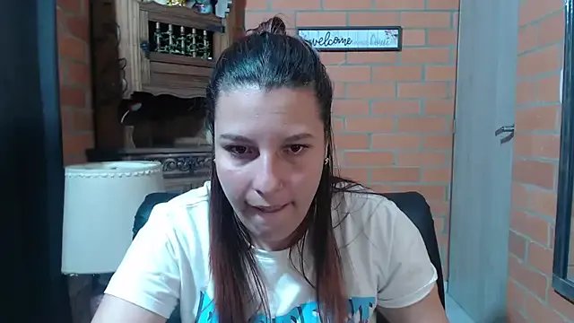 alexia_87 on StripChat