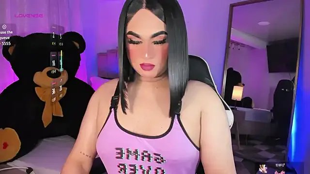 alexia_mattel on StripChat