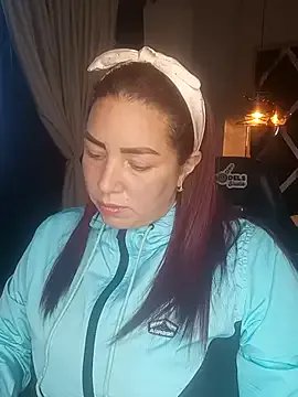 Freechat alexiaystive3 on StripChat