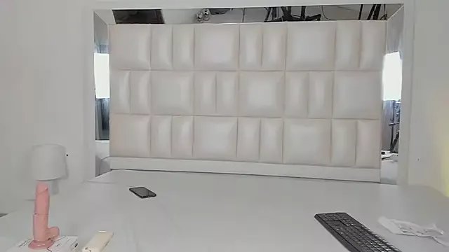 Alhana_pulido on StripChat