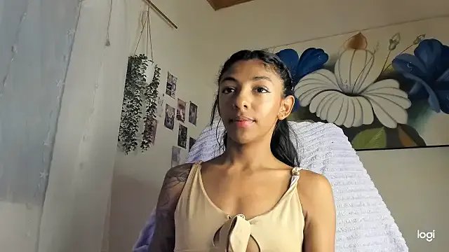 alice_guzman1 on StripChat