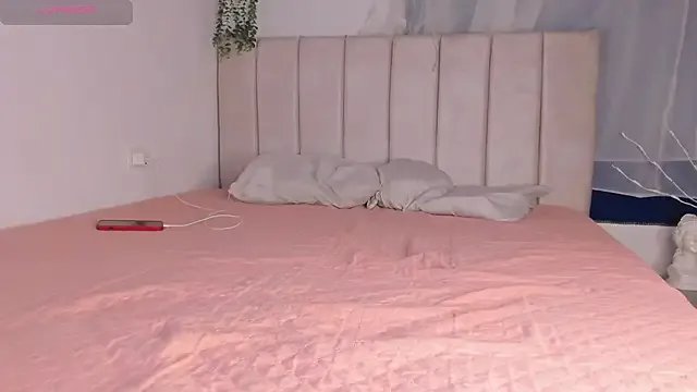 alice_guzman1 on StripChat