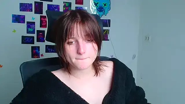 Freechat Alice_Wonderme on StripChat