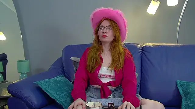 AliceAllisons on StripChat