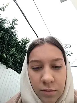 AliceBrayan on StripChat