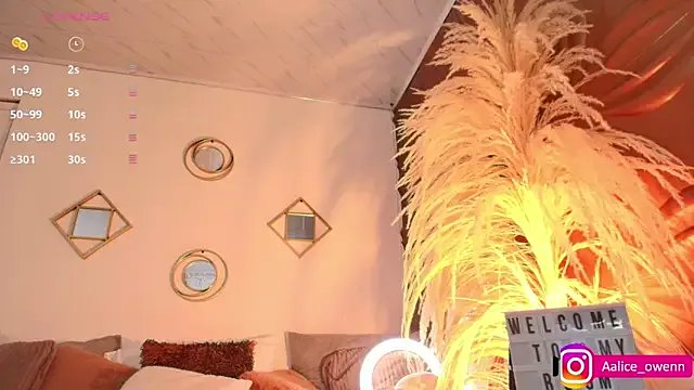 Freechat Aliceowenn on StripChat