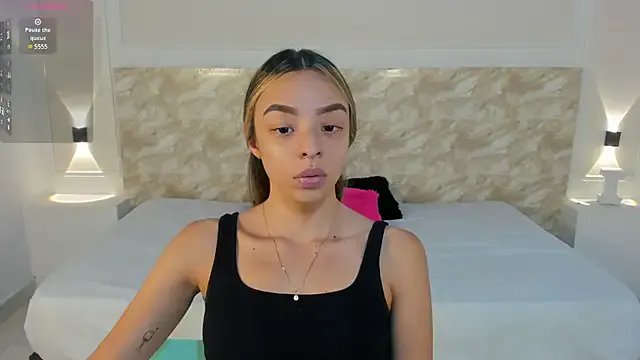 AliceRoss0 on StripChat