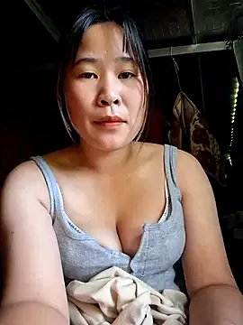 ALIENHR38 on StripChat