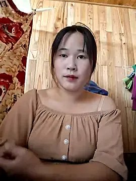 ALIENHR38 on StripChat