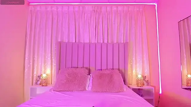 Aliison_Smith on StripChat