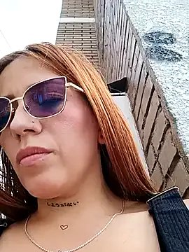 Alis_xxx on StripChat