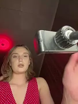 Alisa_Rise on StripChat