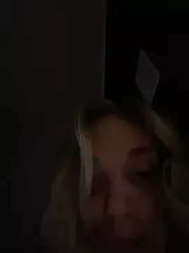 Alisa_Rise on StripChat