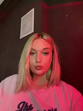 Alisa_Rise on StripChat