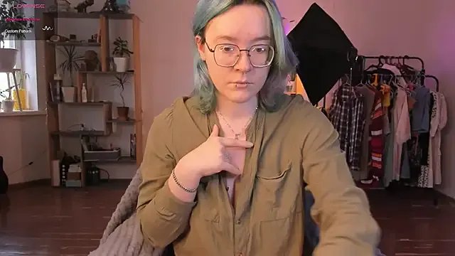 alisahug on StripChat