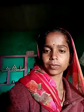 Alisha_beby143 on StripChat