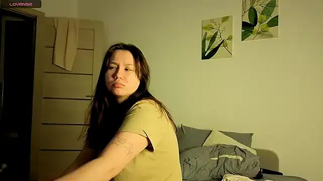 Alisia_Mars on StripChat