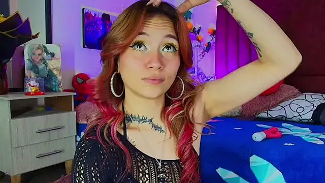 alisson_zafiro_ on StripChat