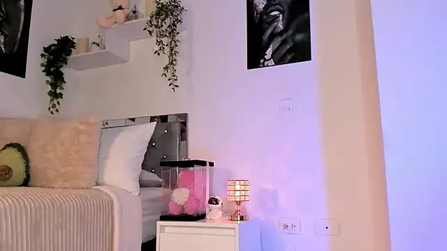 Freechat Alissonroses on StripChat