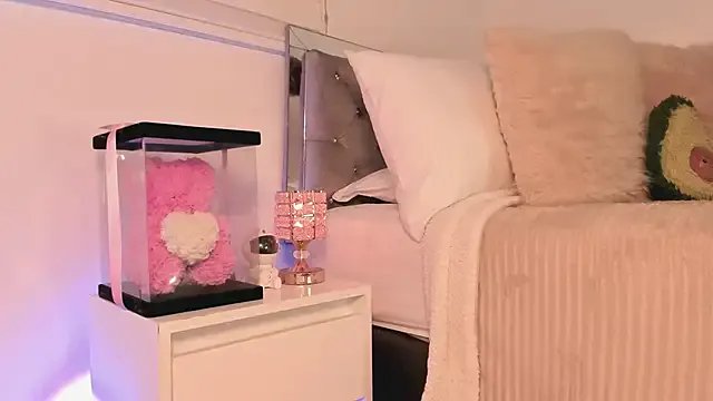 Freechat Alissonroses on StripChat