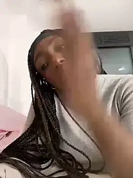 alissradiante1 on StripChat