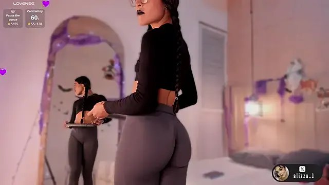 Freechat alizza_ on StripChat