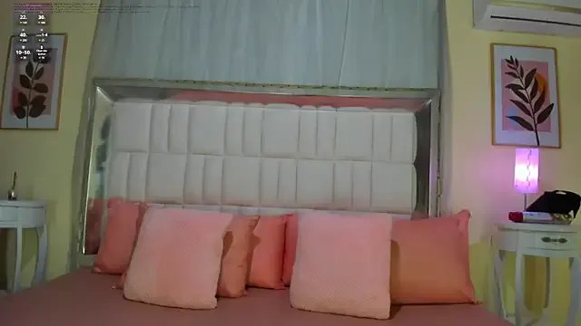 AlmaSean on StripChat