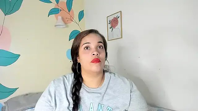 Alondra_zaaens on StripChat