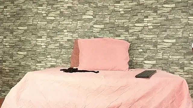 alondrabigtits on StripChat