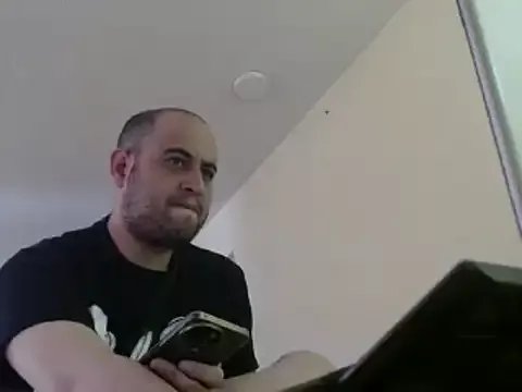 alphaswitchard on StripChat