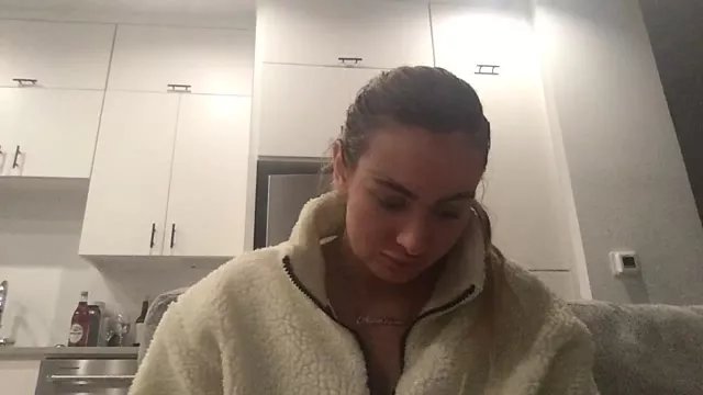 Alyssa_rhoades on StripChat