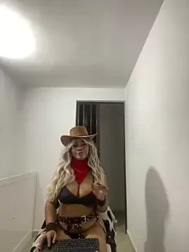 Alyssaparker_05 on StripChat