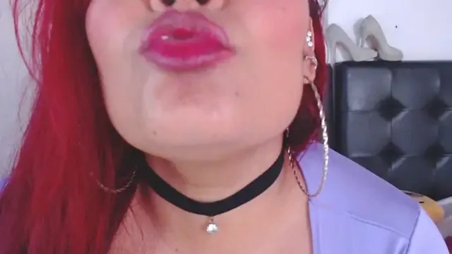 Amara_Red on StripChat