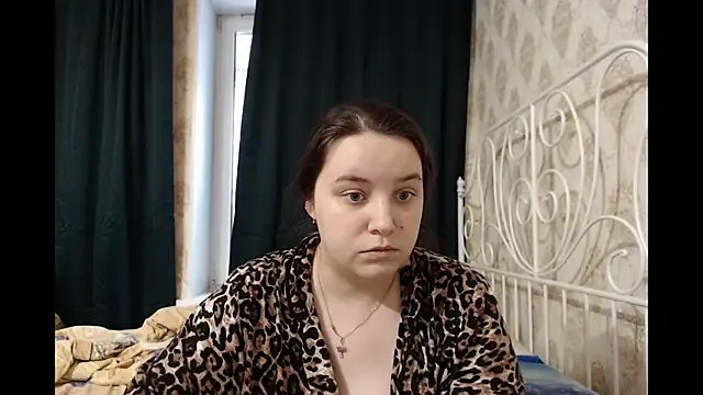 AmazingAllice on StripChat 